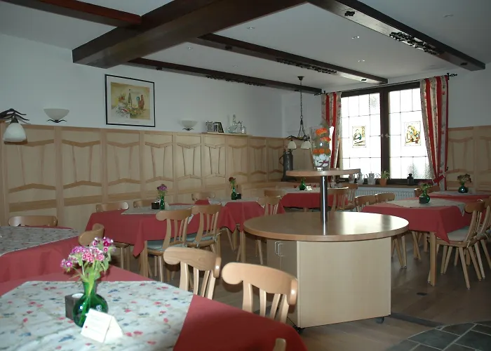 Gruener Baum Hotel 3*