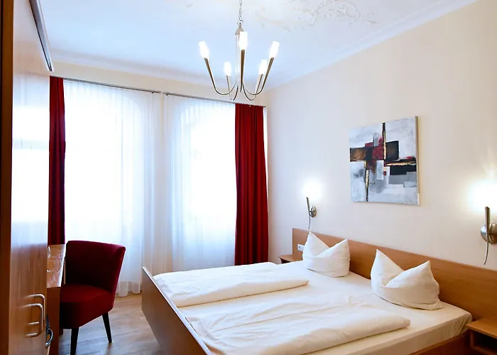 Gruener Baum Hotel