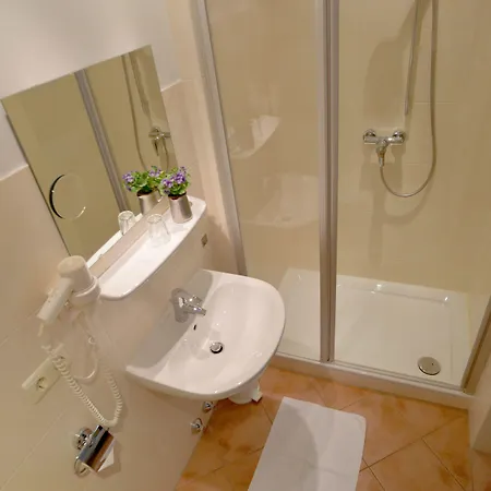 Gruener Baum 3* Деттельбах
