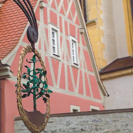 Gruener Baum Hotel 3*
